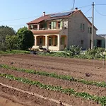 Du Pagoulin - D'hotes Bed & Breakfast
