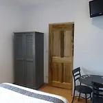 Du Pagoulin - D'hotes Bed & Breakfast Hyères