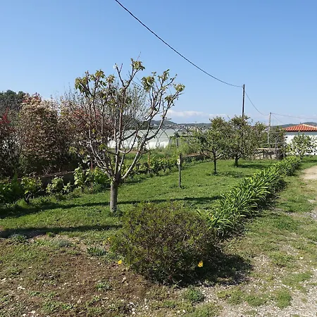 Du Pagoulin - D'hotes Bed & Breakfast