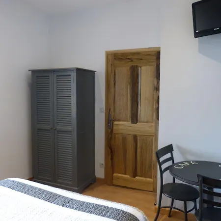 Gite Du Pagoulin - Chambres D'hotes Отель типа 