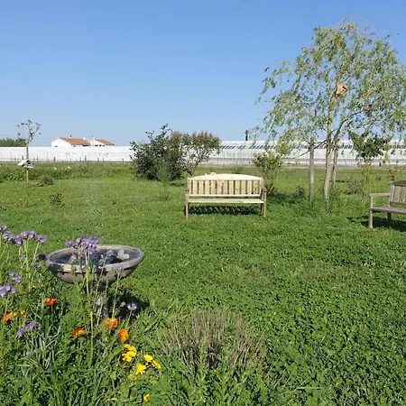 Gite Du Pagoulin - Chambres D'hotes 3* Йер