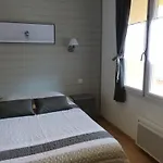 Du Pagoulin - D'hotes Bed & Breakfast