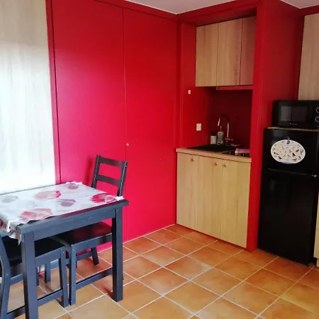 Du Pagoulin - D'hotes 히에레